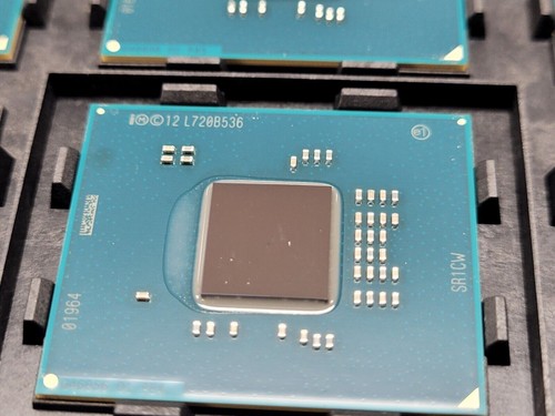 CPU momo Momo's PC 2.0! by Momodokii - AMD Ryzen 7 5800X3D, GeForce
