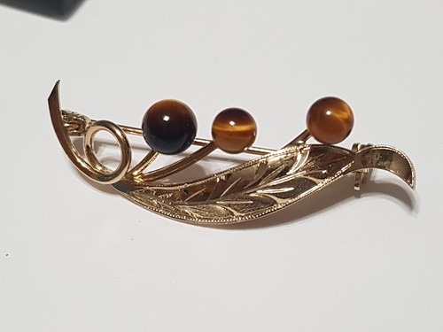 Avon Sterling Silver Leaf & Berry Brooch Pin With Cats Eye Gemstones Solid .925