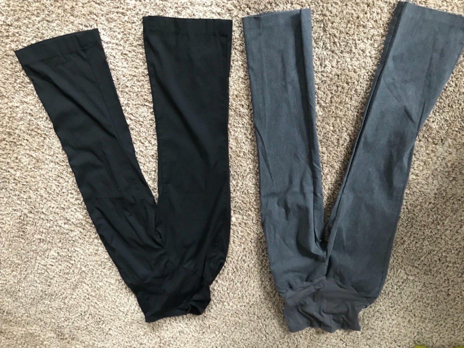 Maternity pants lot size small