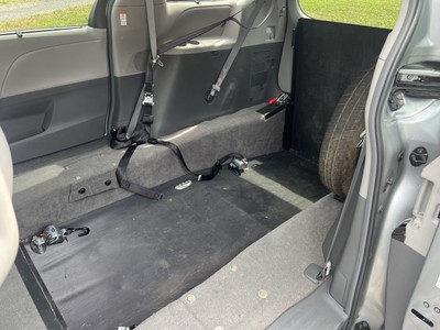 image 11 of interior