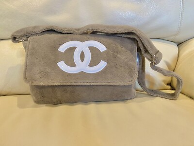Chanel precision cc vip shoulder bag hotsell