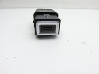 Opel Astra L 21-26 USB-C Buchse Anschluss Pos.2 Opel Astra L 21-26 27.04.2023 98380610VV 98313506VV gebraucht Vorschau 2