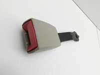 Ford Kuga II DM2 13-16 Gurtschloss Mitte Hinten Ford Kuga II DM2 13-16 12.16.2013 34118037C gebraucht Vorschau 2