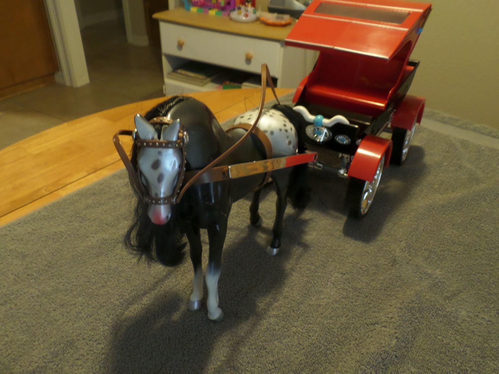 MGA Bratz Wild Wild West Stagecoach W/ Horse, excellent condition