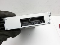 Jeep Grand Cherokee WK2 17-21 Verstärker Endstufe für Soundsystem Jeep Grand Cherokee WK2 17-21 16.09.2016... Vorschau 4