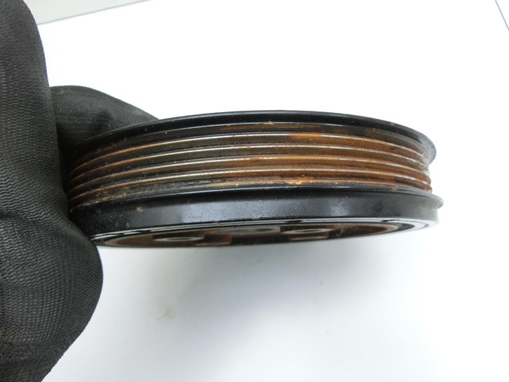 Volvo V60 D4 10-13 2,0d 120KW D5204T2 Riemenscheibe Kurbelwelle Schwingungsdämpfer Volvo V60 D4 10-13 24.03.2011... Vorschau 2