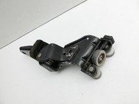 VW Caddy SA IV 15-20 Kombi Führungsrolle für Schiebetür Links Unten VW Caddy SA IV 15-20 11.04.2019 2K0843335A gebraucht Vorschau 5