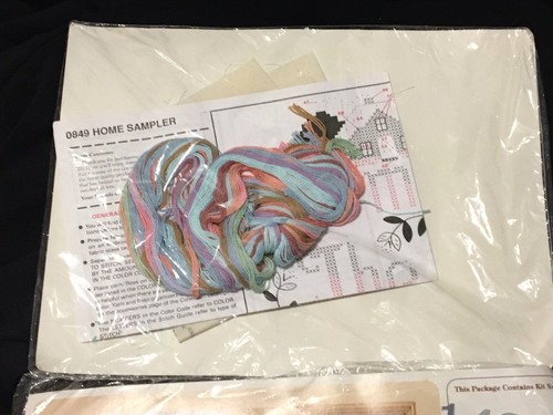 The Creative Circle 0849 Home Sampler 1434 Pink Iris Lot Of 2