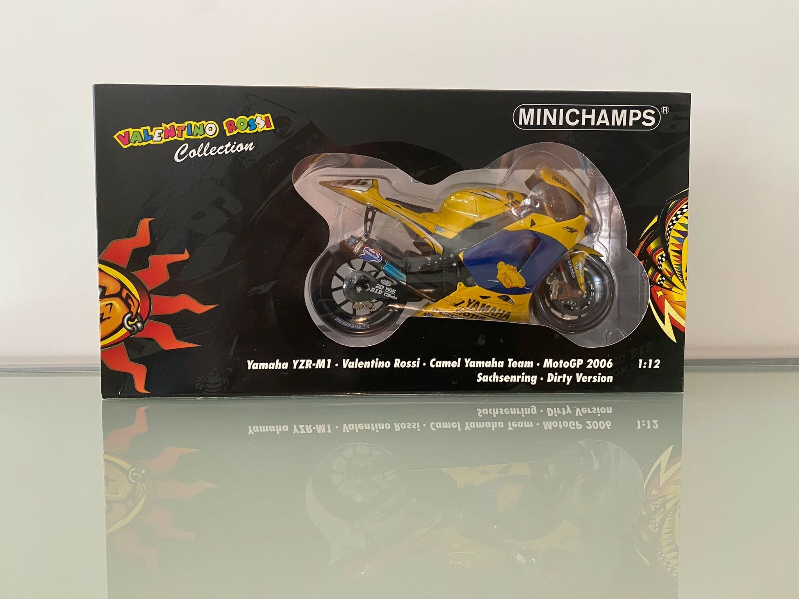 ミニチャンプス Yamaha YZR-M1 Valentino Rossi MINICHAMPS 1:12 VALENTINO ROSSI - YAMAHA YZR-M1 2006