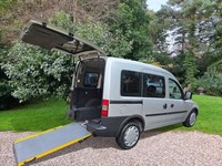 2009 Vauxhall COMBO TOUR 1.4i  + Four Seater Wheelchair Accessible Vehicle  Whee