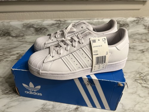 新品adidas Superstar グレー 24.5 adidas 海外限定 アディダス スーパースター スニーカー SB