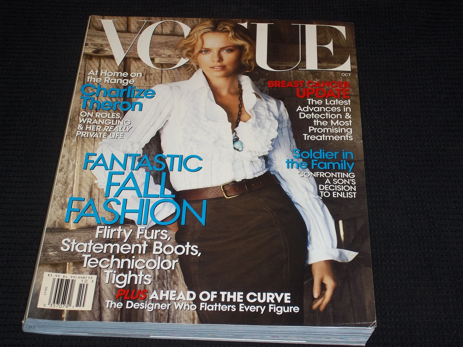 2007 OCTOBER VOGUE MAGAZINE - CHARLIZE THERON COVER - L