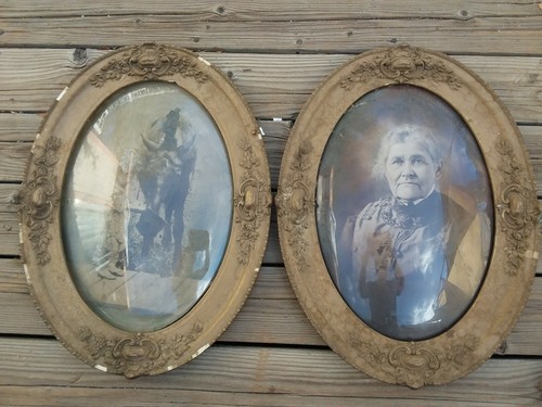 2 Antique Victorian Ornate Convex Bubble Glass Picture Frames Wall
