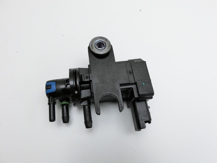 Ford Mondeo 5 V CF 14-19 2,0 110KW Magnetventil Ford Mondeo 5 V CF 14-19 09.12.2015 9808206880 gebraucht Vorschau 4