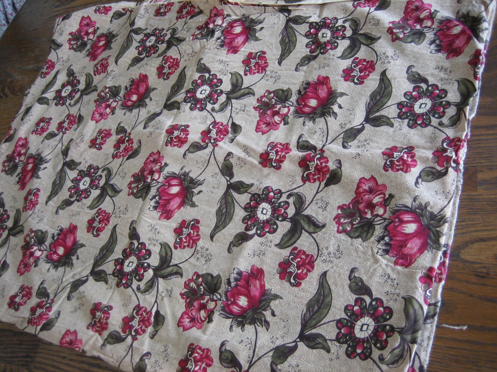 MATTERS OF THE HEART KAYE ENGLAND FABRIC 2 1/2 YD x43