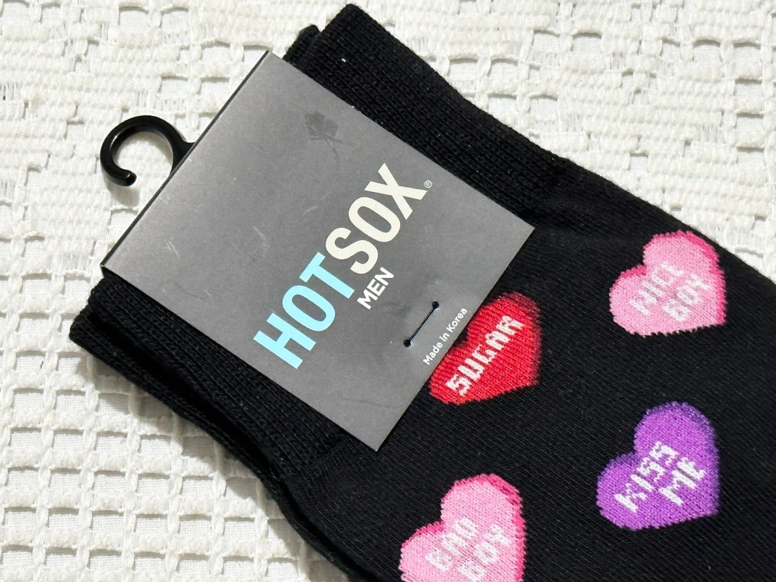 FESTIVE VALENTINES DAY HOT SOX SOCKS * CONVERSATION HEARTS * MEN 10-13