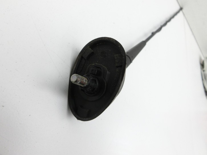 Fiat Doblo II 263 10-15 Antennenfuß für Dachantenne Fiat Doblo II 263 10-15 30.05.2011 51839957 gebraucht Vorschau 6