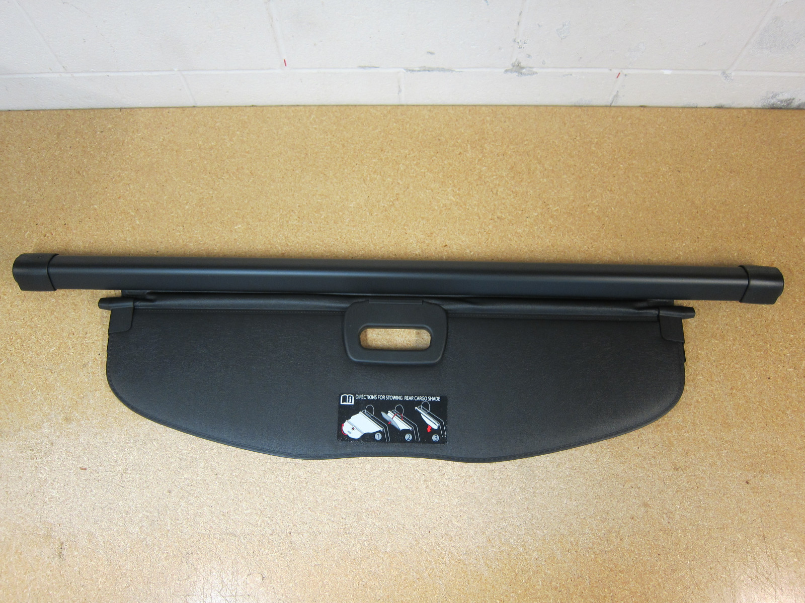 20142018 Jeep Cherokee Black Cargo Area Cover Security Shade Mopar OEM