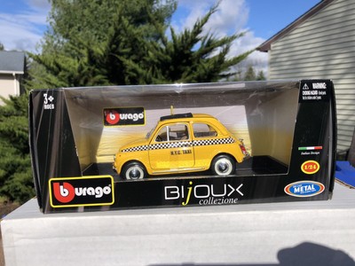 1:24 Burago Fiat 500 Taxi NYC Diecast Car Yellow New