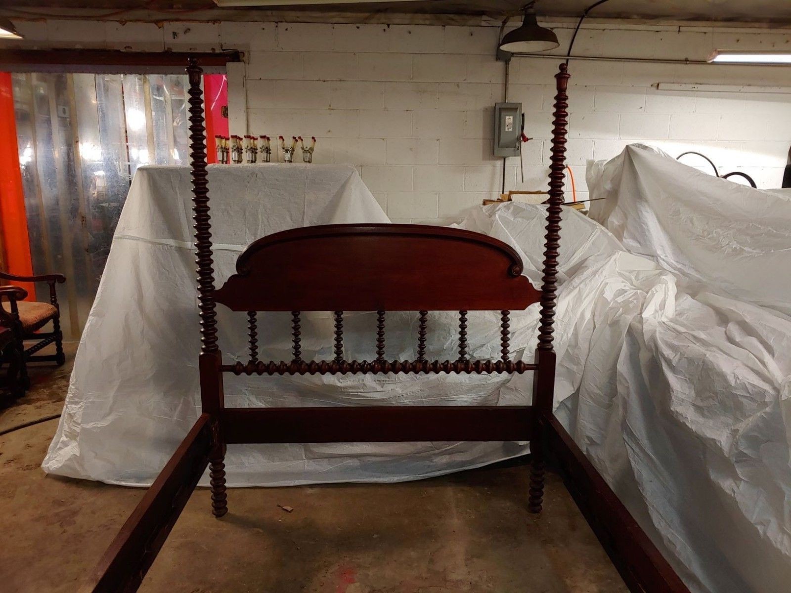 19th Century Jenny Lind 4-Poster Spindle Bed