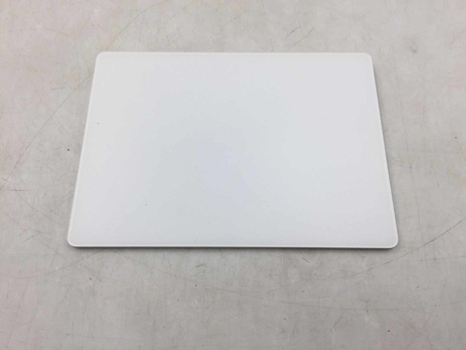 Apple Magic Trackpad 2 Wireless Rechargable White A1535 FREE