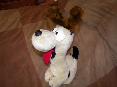 Vintage 1983 Odie - 14