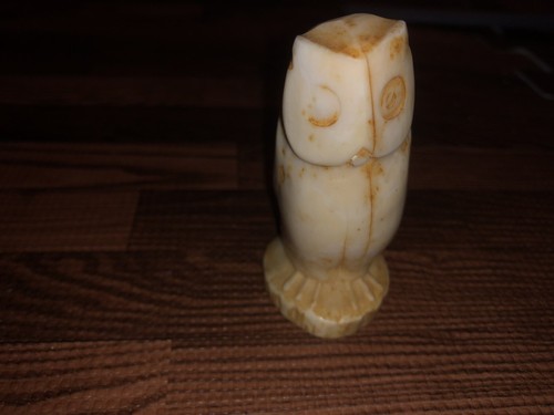 Antique Inuit Eskimo Musk Ox Horn Carved Owl Fetish Effigy Totem Sculpture