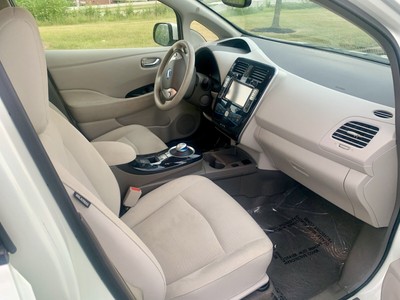 image 4 of interior