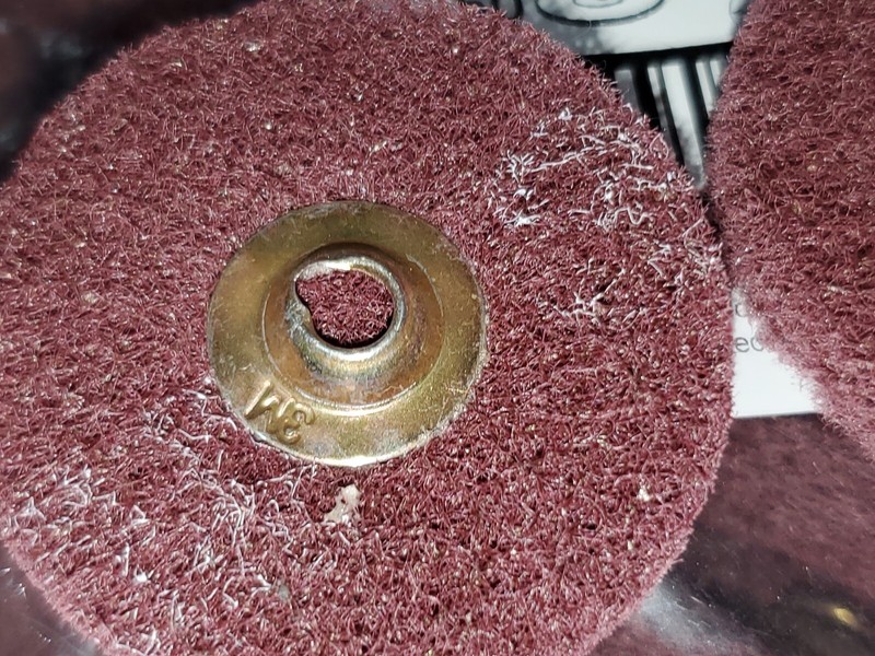(50) Scotch-Brite  Roloc TSM 2” Fine High Strength Disc Cleaning Finishing