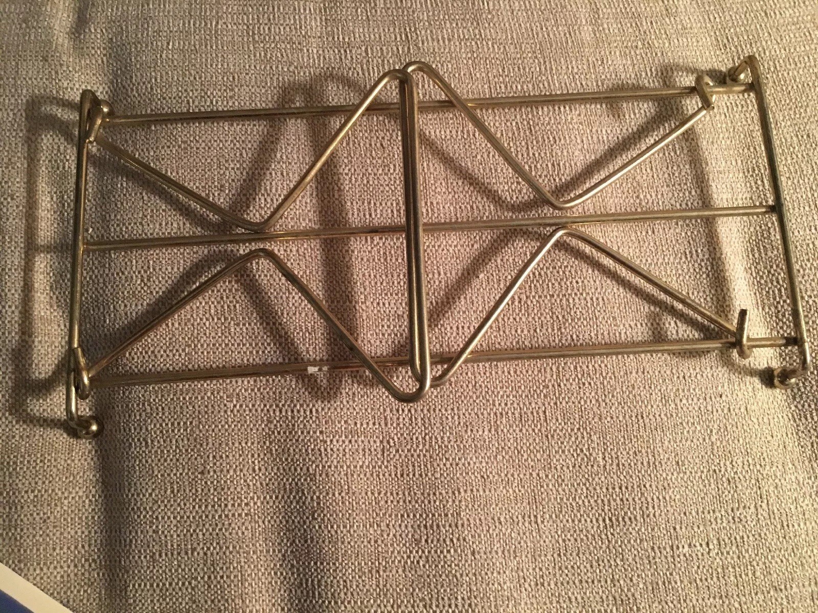Small Vintage Folding Metal Wire Table Top Book Rack Holder Cookbook