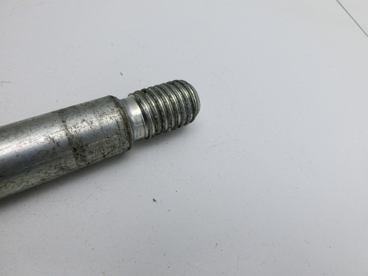 Mercedes W176 A200 12-15 Abschleppöse Abschlepphaken Mercedes W176 A200 12-15 28.01.2015 A2223150000 gebraucht Vorschau 3