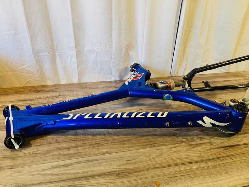 1999 Specialized Stumpjumper FSR XC Comp Frame 26 Full Suspension