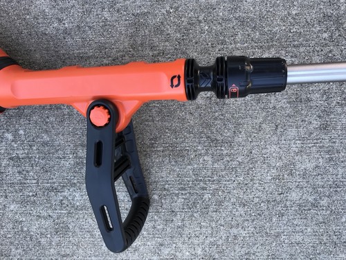 Black & Decker  20V Max Lithium Grass Trimmer Edger LSTE525 Weed Eater