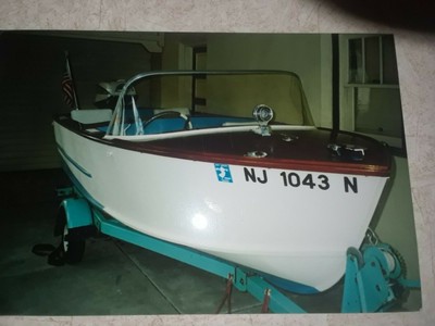 14 FOOT WOODEN RUNABOUT BOAT FOR SALE