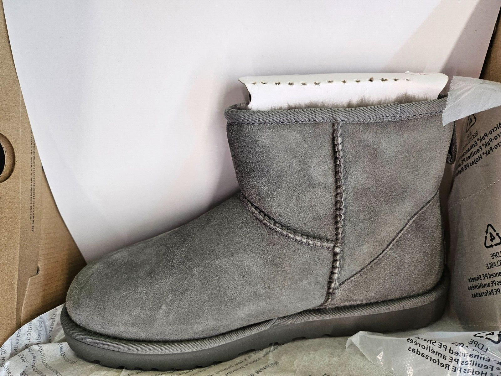 UGG 1016222 Classic Mini II Boot for Women, Size 9 - Gray