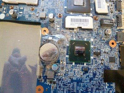 BROKEN OEM HP DV6 Dv6t 4000 15.6