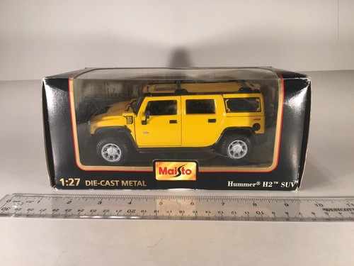 Maisto 1/27 Hummer H2 SUV 4dr Hardtop Limited Edition Yellow