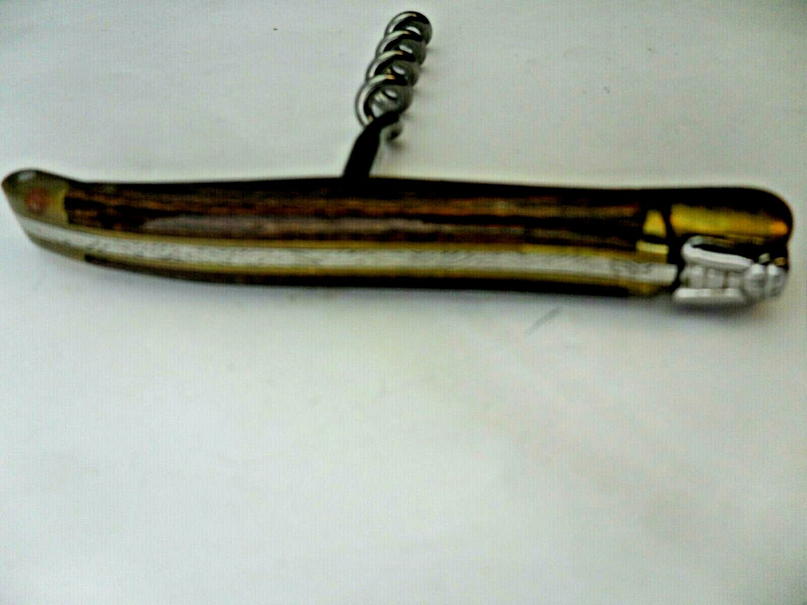 VINTAGE FRENCH LAGUIOLE KNIFE STYLE HANDLE WITH BEE SYMBOL CORKSCREW