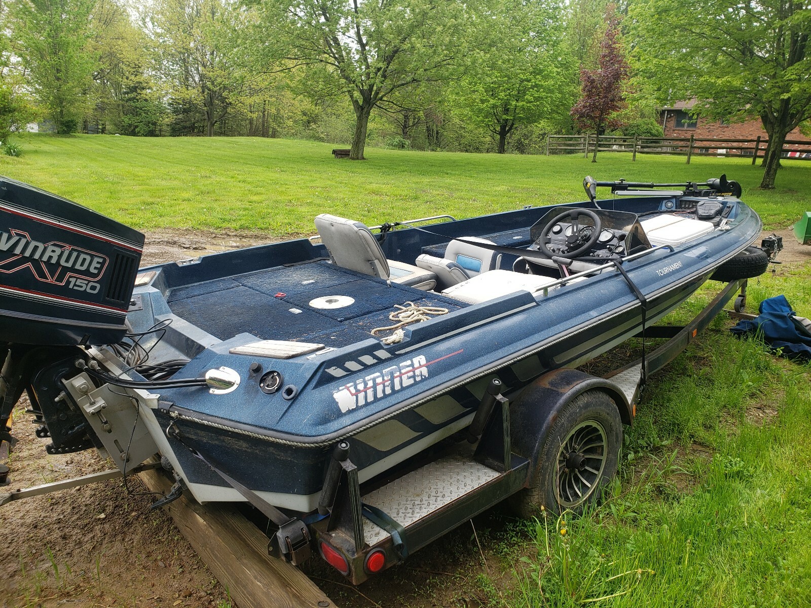 1982 Winner Bass Boat No Reserve!