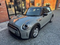 2022 MINI Cooper 1.5 Cooper Classic 5dr HATCHBACK Petrol Manual