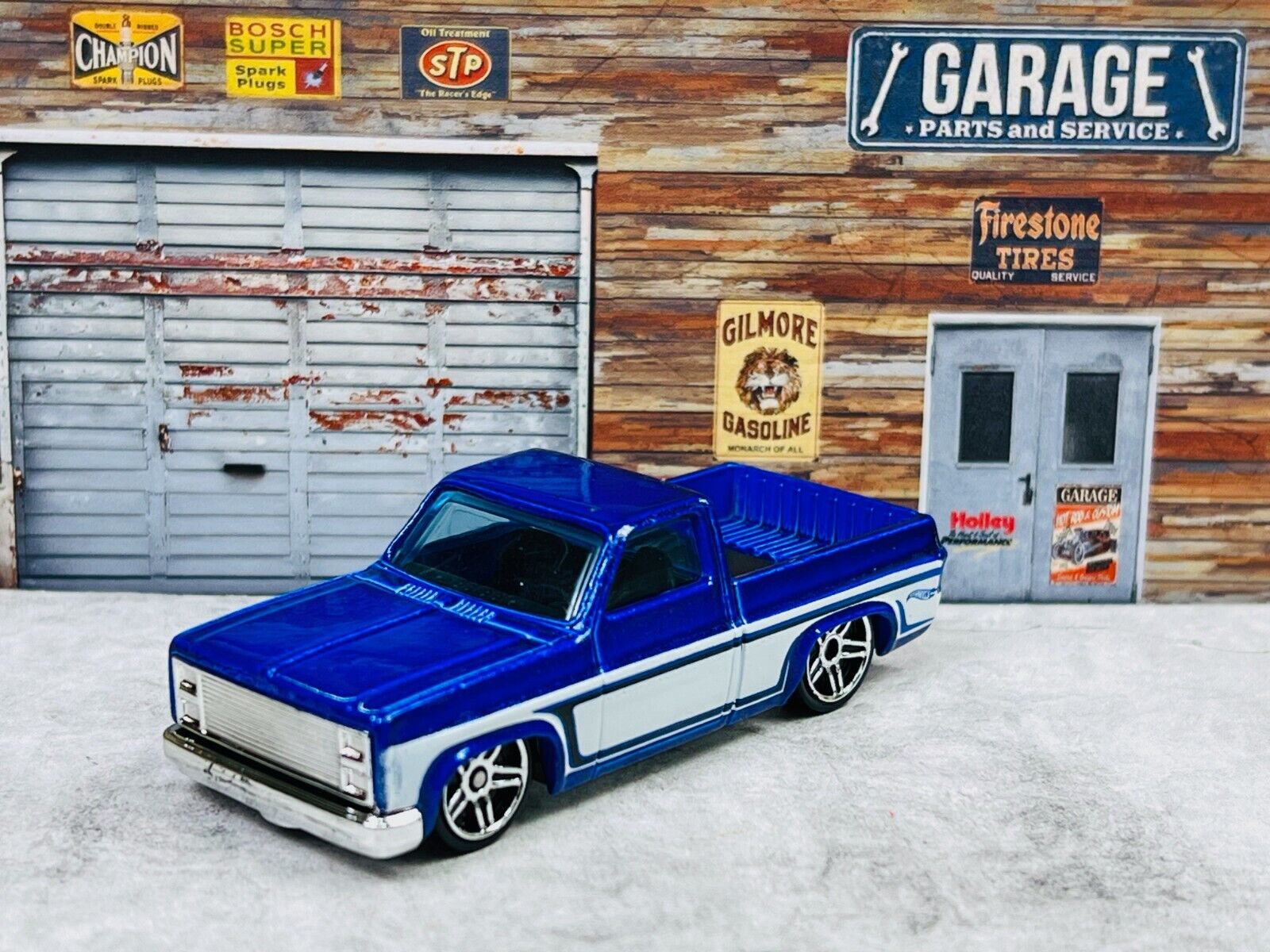 🇺🇸Hot Wheels 2007 Mattel 1983 Chevy Silverado Pickup Truck 🇺🇸Hot Wheels 2007 Mattel 1983 Chevy Silverado Pickup Truck
