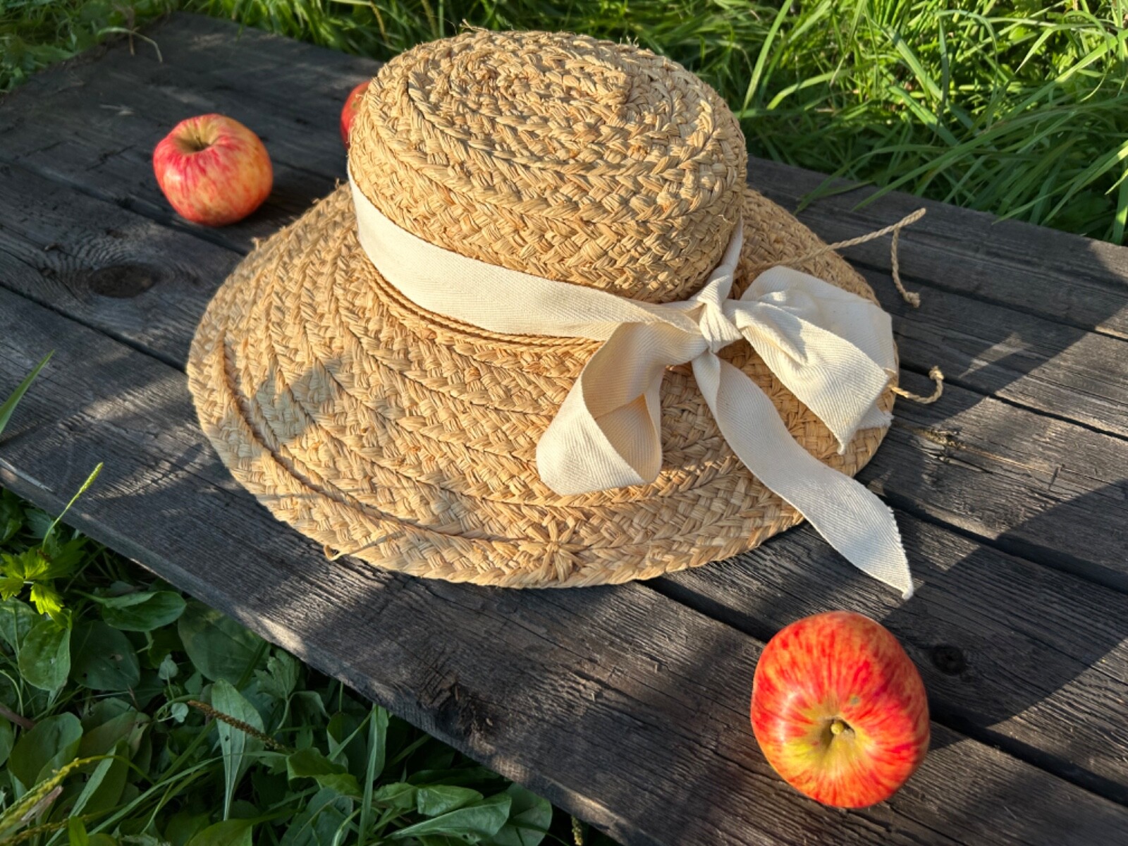 Helen Kaminski Women's Classic Straw Raffia Sun Hat Handmade