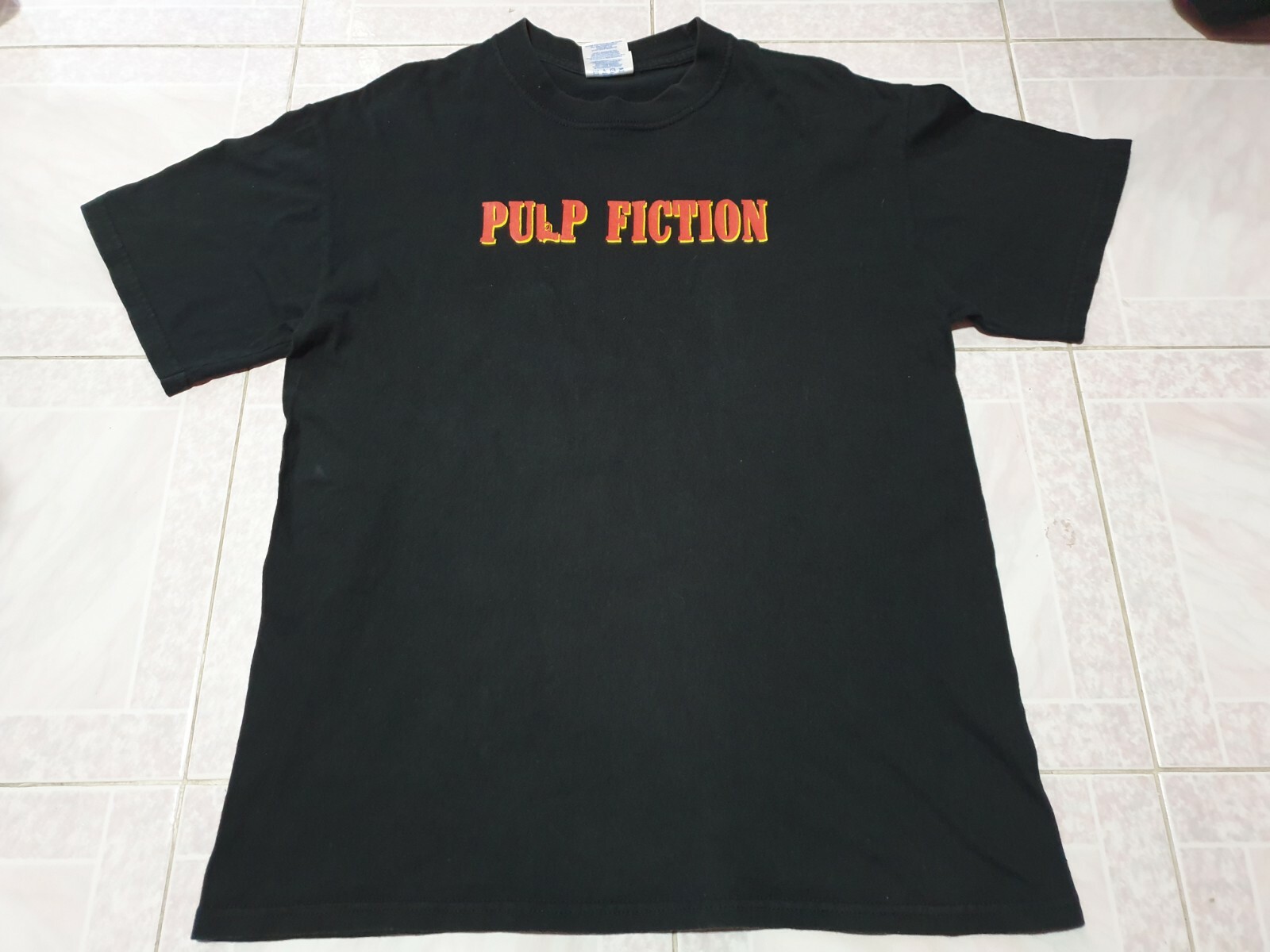RARE Vintage 90s Pulp Fiction Movies T shirt/ American Crime
