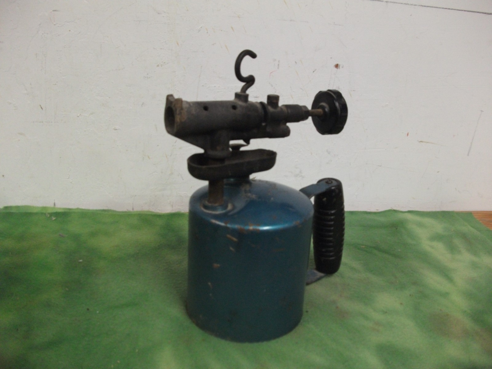 Vintage   Plummers  Torch  Made  Sears  Roebuck  &  Co.   Lot # MD.