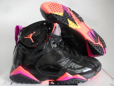 七桜 WMNS NIKE AIR JORDAN 7 RETRO 