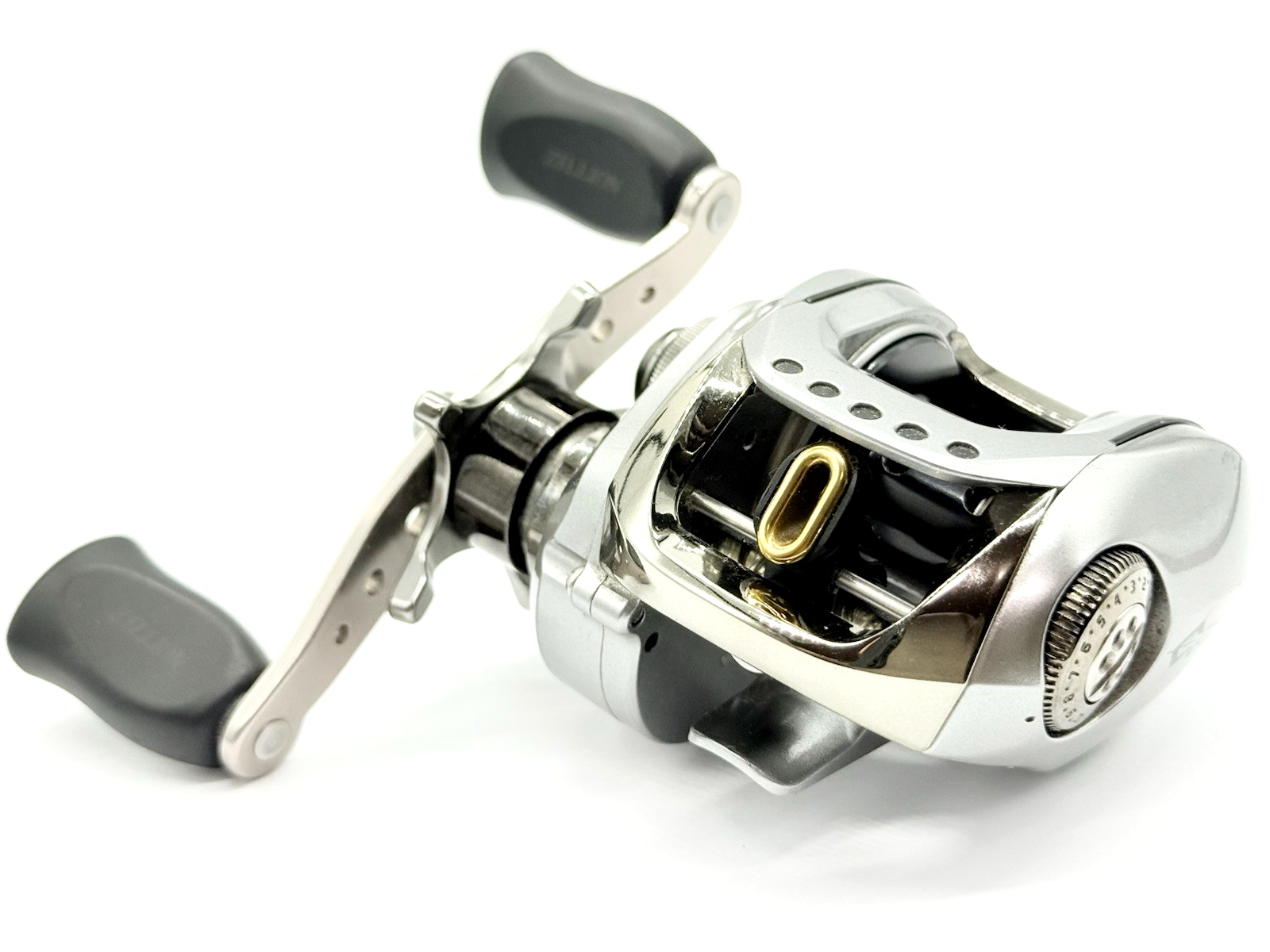 Daiwa TD Zillion 100P Crazy Cranker Right Baitcasting Reel