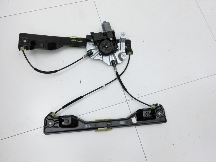 Opel Zafira C 11-16 Fensterheber o. FH-Motor Rechts Vorne Opel Zafira C 11-16 16.10.2014 13260138 927206-103 gebraucht Vorschau 2