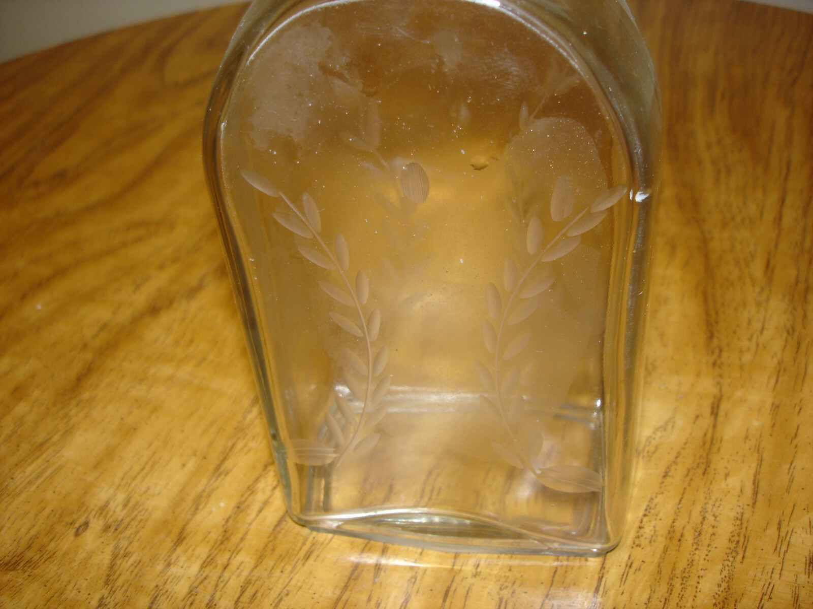 Vintage Art Deco glass liquor bottle etched laurel design ground stopper