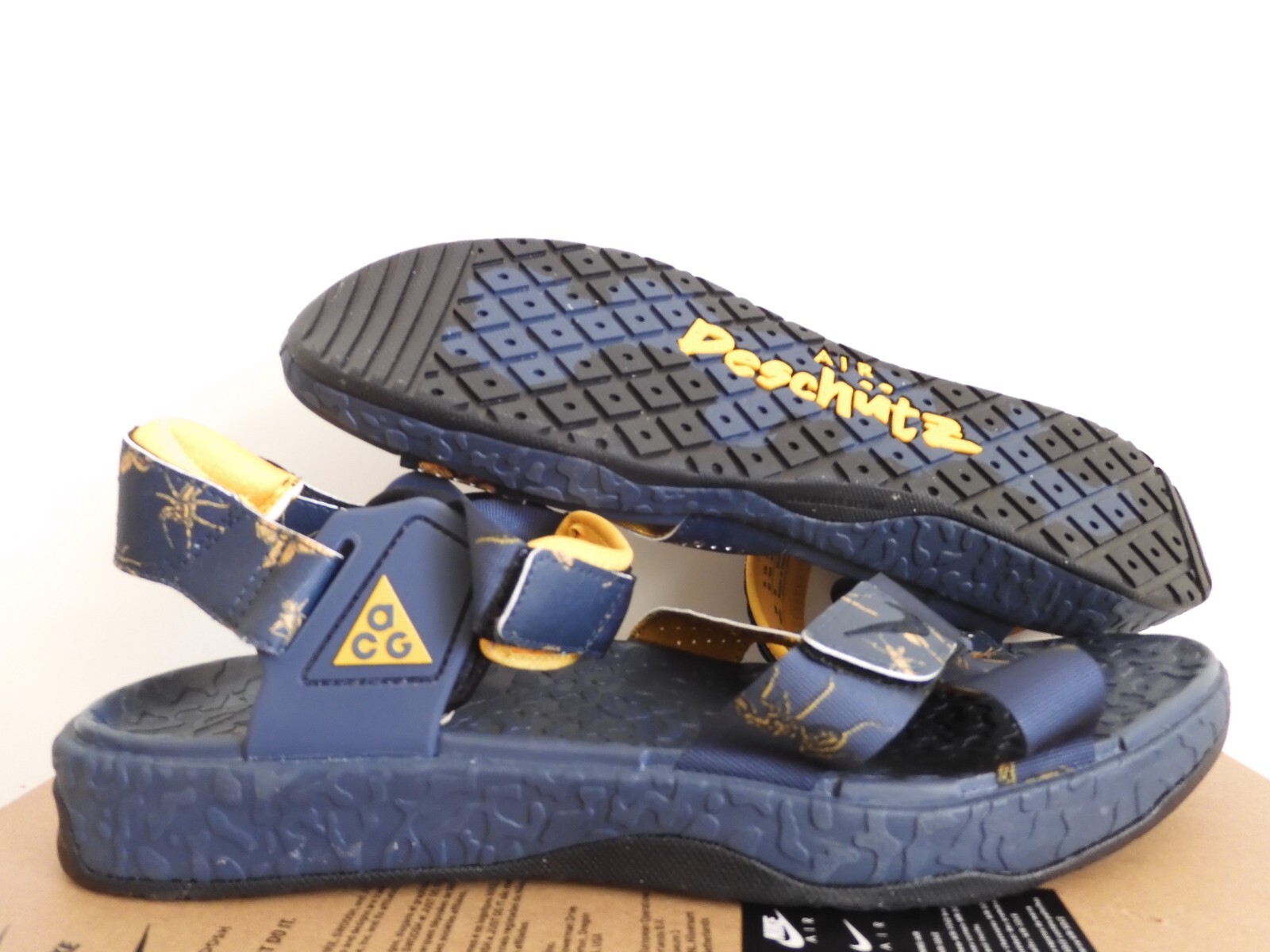 NIKE ACG AIR DESCHUTZ + SE THUNDER BLUE-YELLOW OCHRE SZ 14