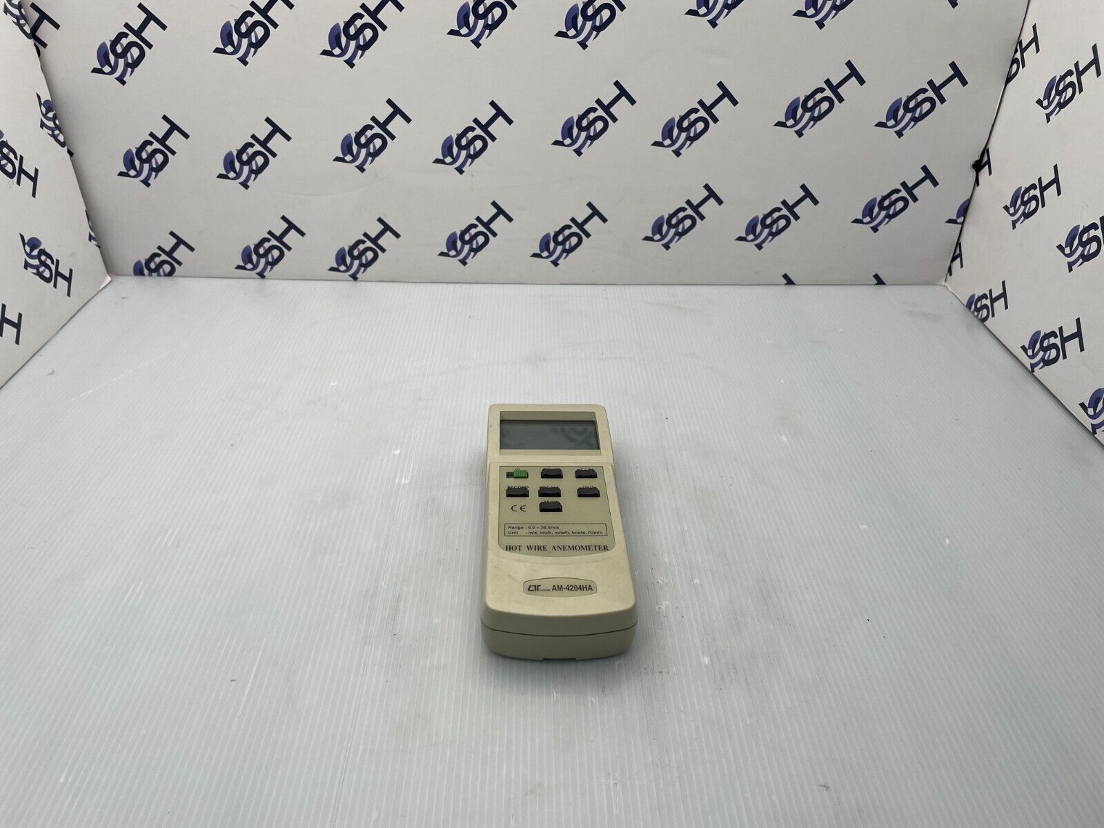 Luton AM-4204 Electonic Hot Wie Anemomete Along With